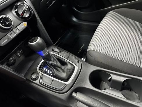 Used 2019 Hyundai Kona SE AWD/4WD image 18