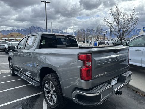 Used 2021 Chevrolet Silverado 1500 LT w/ All Star Edition Plus image 3