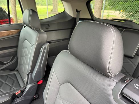 Certified 2026 Volkswagen Atlas SE FWD image 26