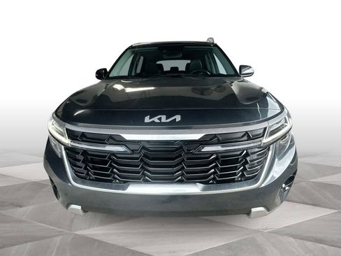 Used 2025 Kia Seltos S FWD image 3