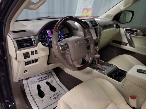 Used 2017 Lexus GX 460 Premium image 13