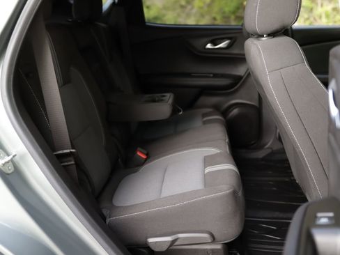Used 2024 Chevrolet Blazer LT w/ Convenience Package FWD image 29