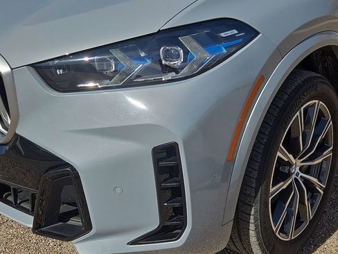 Used 2026 BMW X5 sDrive40i image 8