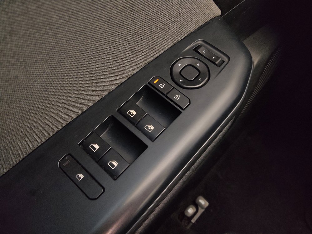 Used 2025 Kia K4 EX FWD image 27