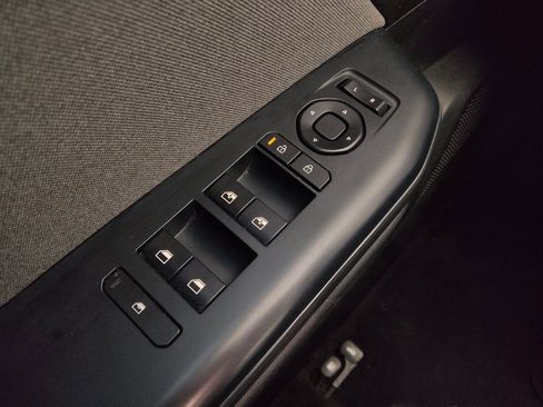 Used 2025 Kia K4 EX FWD image 27