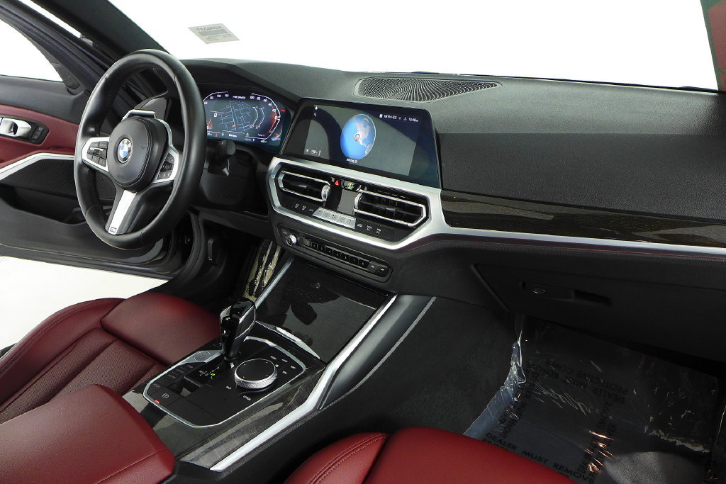 Used 2022 BMW M340i RWD image 13