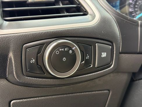 Used 2024 Ford Edge SE AWD/4WD image 37