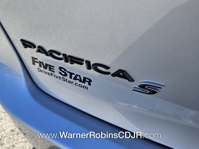 New 2026 Chrysler Pacifica Select w/ S Appearance Package FWD image 12