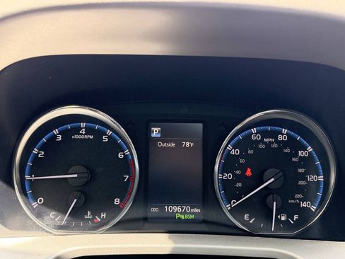 Used 2017 Toyota RAV4 Limited AWD/4WD image 16