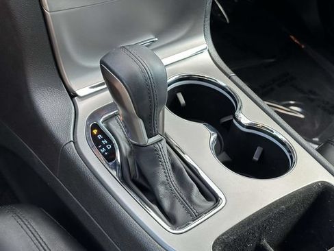 Used 2017 Jeep Grand Cherokee Altitude AWD/4WD image 7