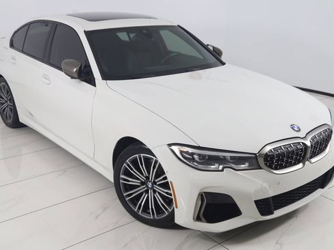 Used 2020 BMW M340i xDrive M340i xDrive w/ Parking Assistance Package image 17