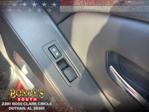 Used 2023 Nissan Frontier SV w/ SV Convenience Package image 19