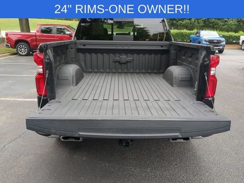 Used 2022 Chevrolet Silverado 1500 LTZ AWD/4WD image 33