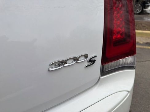 Used 2018 Chrysler 300 S w/ 300S Premium Group image 11