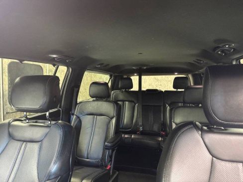 Used 2023 Jeep Wagoneer L Series III w/ Convenience Group I image 6