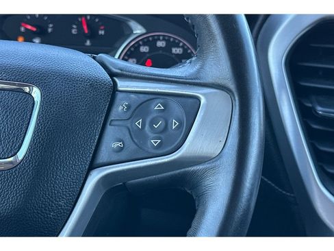 Used 2017 GMC Acadia SLT FWD image 40