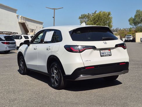 Used 2025 Honda HR-V EX-L image 3