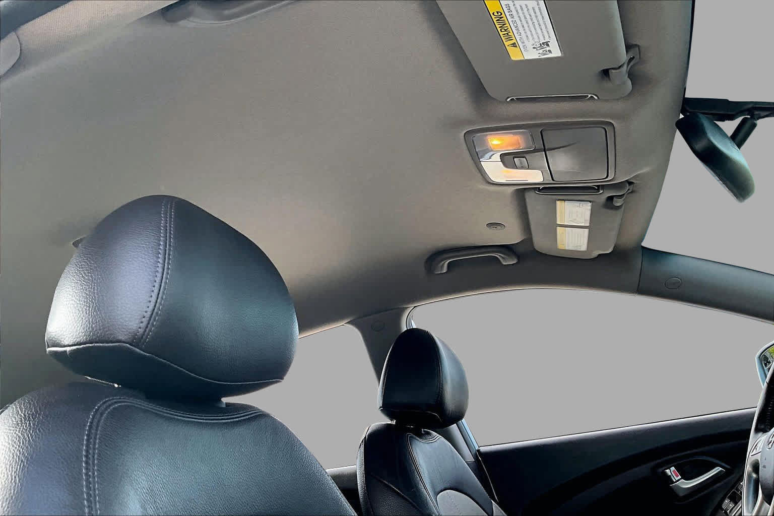 Used 2012 Hyundai Tucson Limited FWD image 13