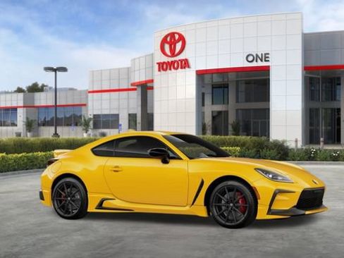 New 2026 Toyota GR86 YUZU Limited image 14