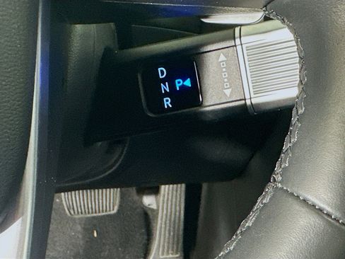 Used 2025 Hyundai Santa Fe Limited image 24