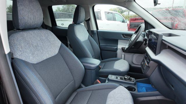 Used 2026 Ford Maverick XLT AWD/4WD image 16