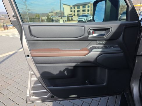 Used 2026 Toyota Land Cruiser image 19