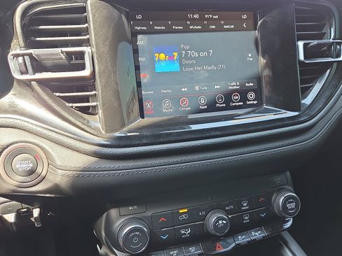 Used 2023 Dodge Durango SXT Launch Edition image 14