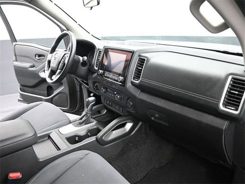 Used 2024 Nissan Frontier SV w/ SV Convenience Package image 24