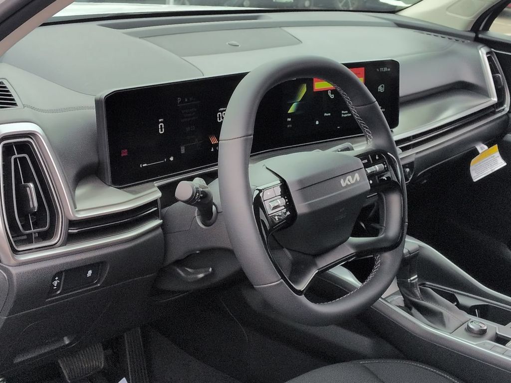 New 2026 Kia Sorento LX FWD image 10