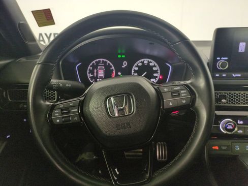 Used 2025 Honda Civic Sport image 14