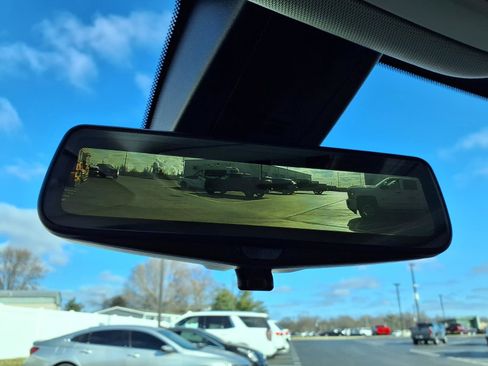 Used 2020 Chevrolet Traverse High Country image 22