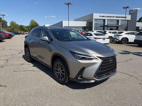 Used 2023 Lexus NX 350 AWD image 6