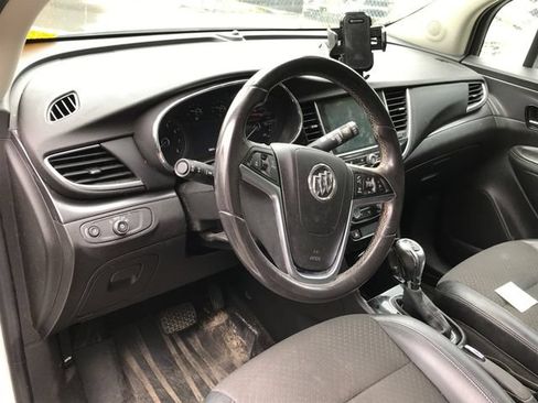 Used 2020 Buick Encore Preferred AWD/4WD image 5