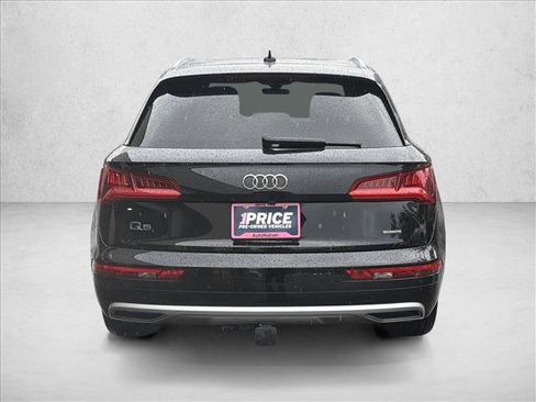 Used 2020 Audi Q5 2.0T Premium Plus w/ Premium Plus Package AWD/4WD image 6