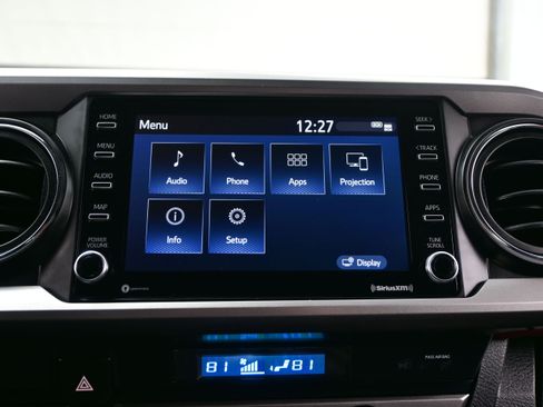 Used 2023 Toyota Tacoma SR5 w/ Black Out Package (TMS) AWD/4WD image 19