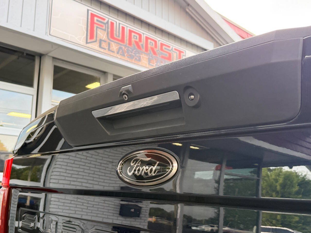 Used 2022 Ford F250 Lariat w/ Lariat Ultimate Package AWD/4WD image 9