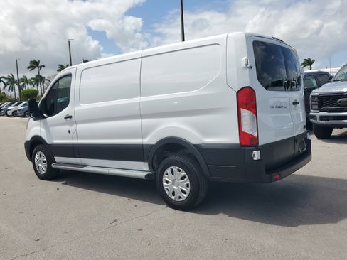 Used 2022 Ford Transit 250 Low Roof w/ Exterior Upgrade Package image 7