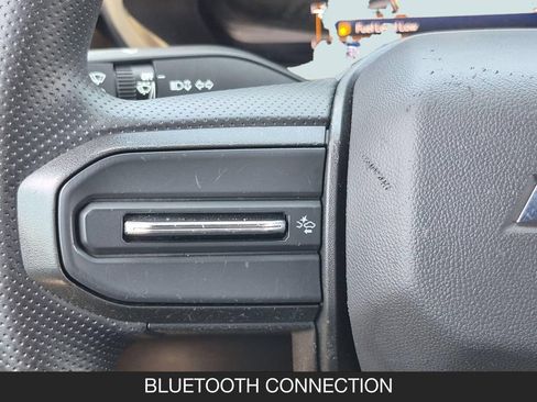 Used 2023 Chevrolet Colorado W/T RWD image 17