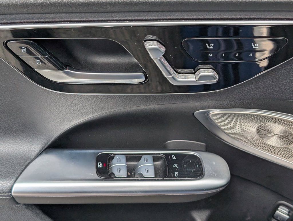 Used 2022 Mercedes-Benz C 300 Sedan image 30