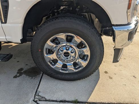 New 2025 Ford F250 Lariat w/ Lariat Ultimate Package image 10