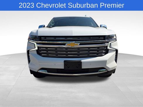 Certified 2023 Chevrolet Suburban Premier AWD/4WD image 9