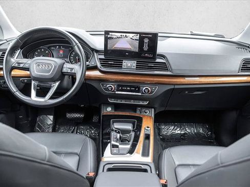 Used 2021 Audi Q5 2.0T Premium w/ Convenience Package AWD/4WD image 20