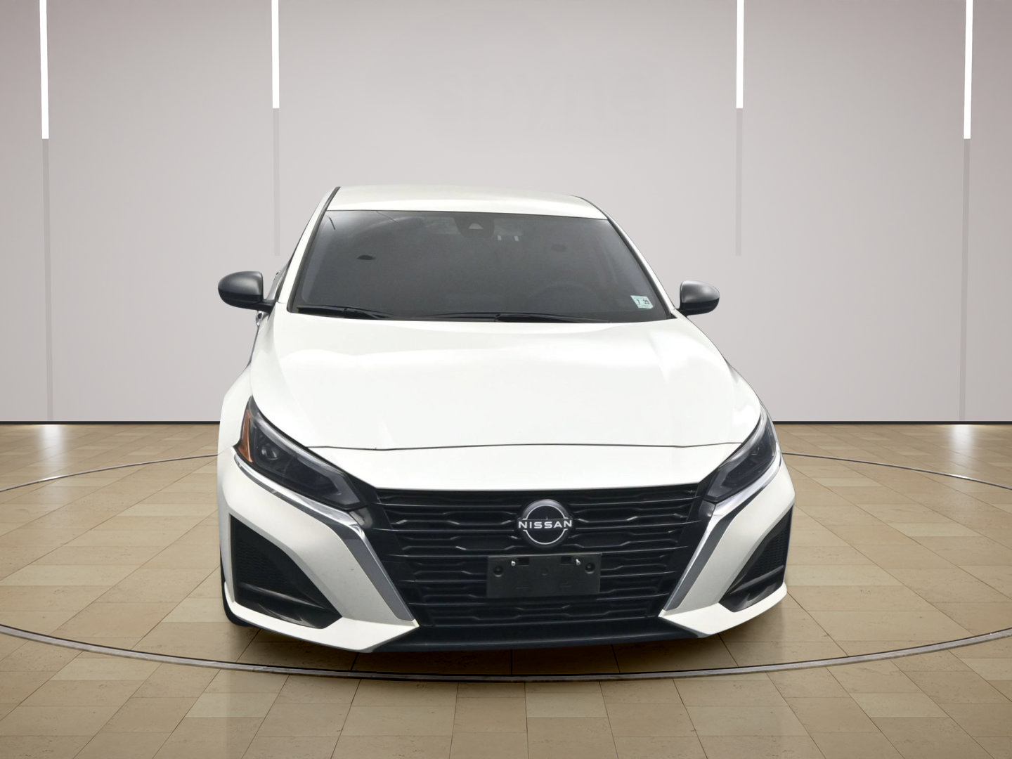 Certified 2024 Nissan Altima 2.5 SV AWD/4WD image 2