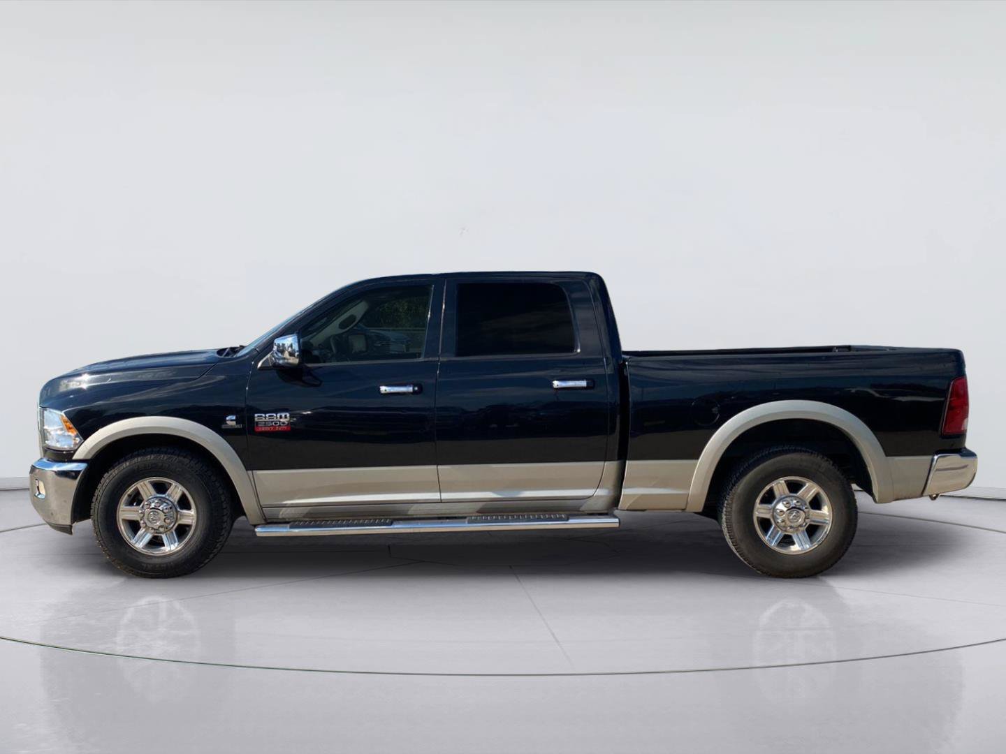Used 2010 Dodge Ram 2500 Truck Laramie RWD image 4
