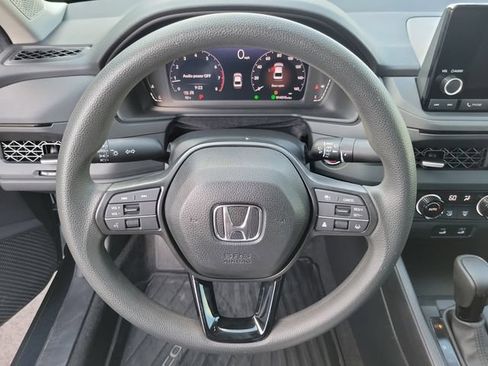 Used 2025 Honda Accord SE image 21