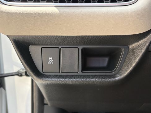 Certified 2026 Honda HR-V EX-L image 12