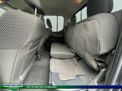 Used 2019 Nissan Frontier PRO-4X image 31