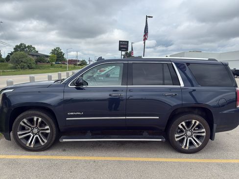 Used 2018 GMC Yukon Denali w/ Denali Ultimate Package AWD/4WD image 4