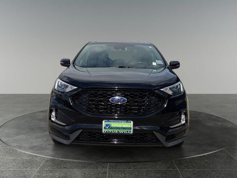Used 2020 Ford Edge ST-Line w/ Cold Weather Package AWD/4WD image 2
