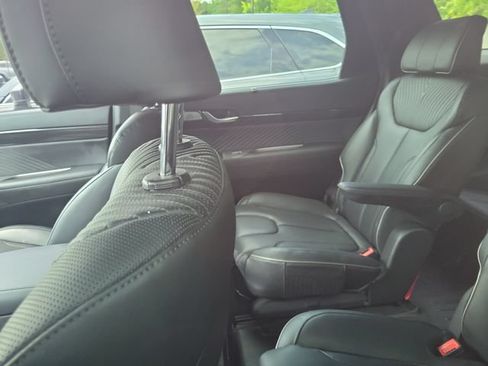 Used 2025 Hyundai Palisade Calligraphy FWD image 8